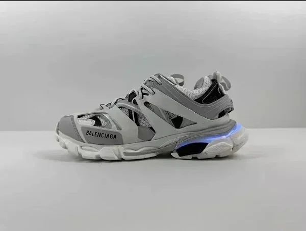 Balenciaga Sneakers Track LED product detail image 8
