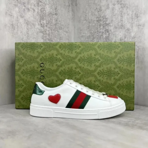 Gucci Ace Bee Embroidered White Sneakers - 12