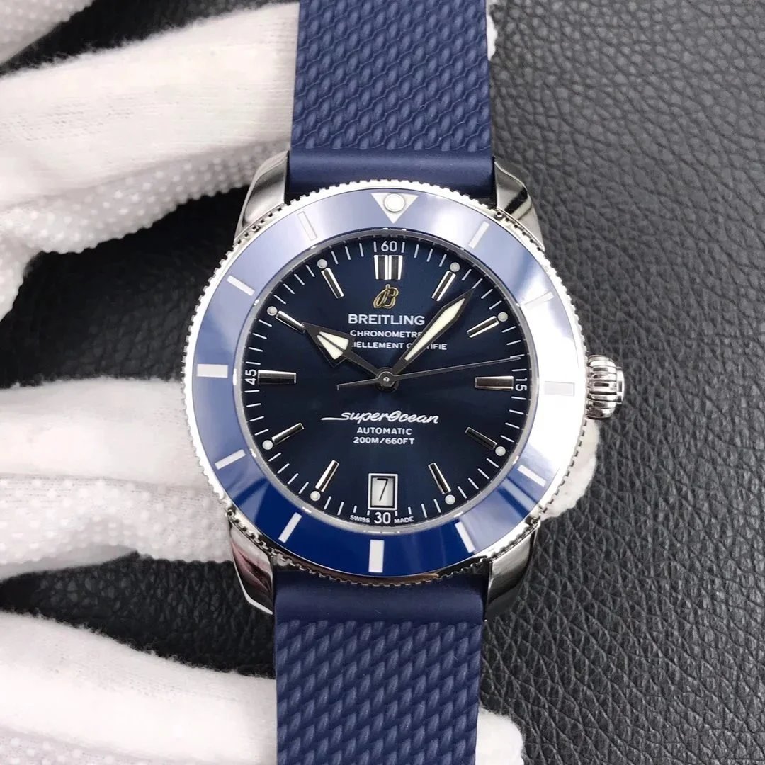 Breitling Watches Superocean Automatic — 22