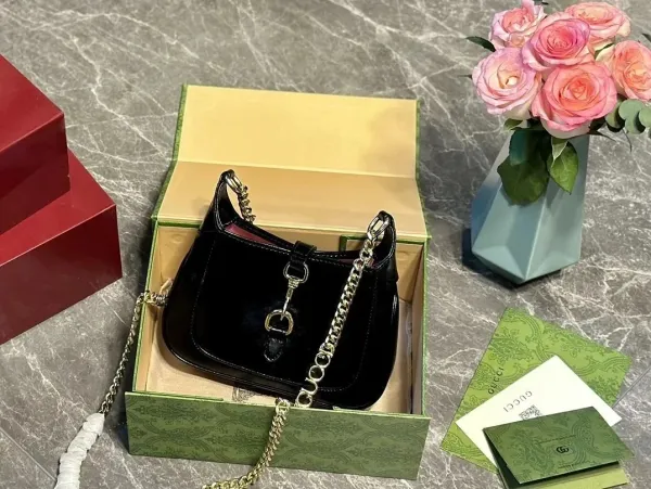 Gucci GG Marmont Mini Chain Wallet in Silver Gray - 37