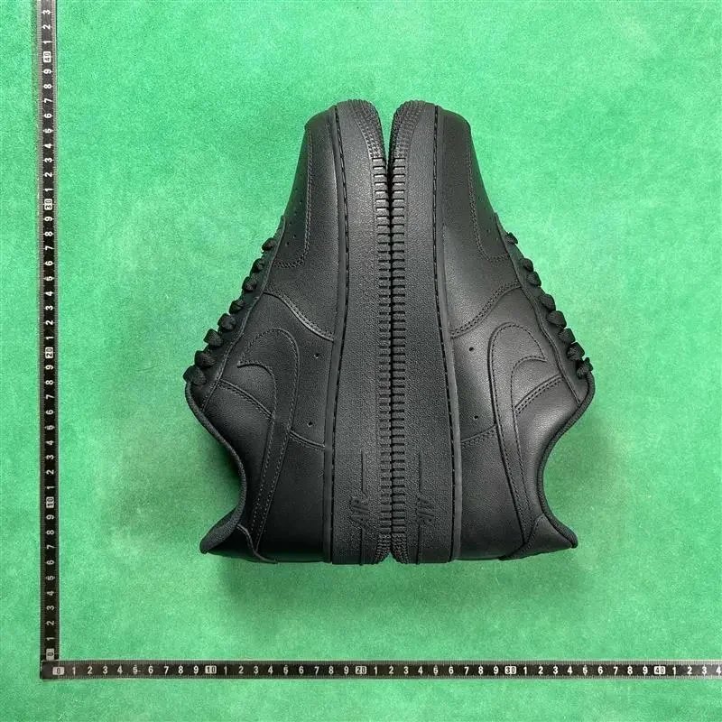 No.10 All Black CW2288 001
