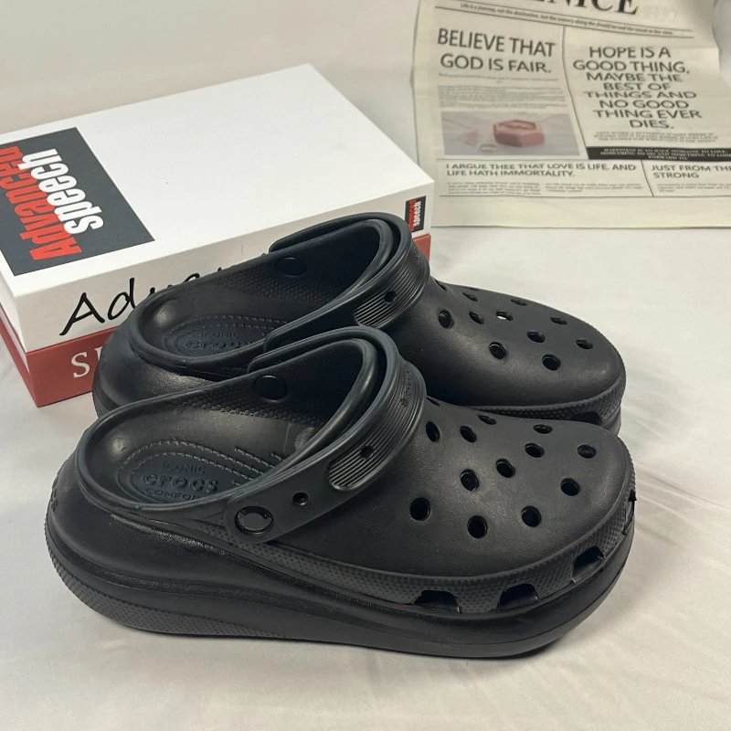 Crocs Classic Clog Pink Sandals - 3