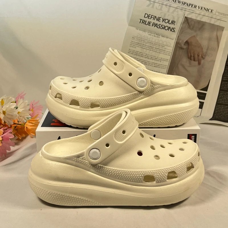 Crocs Classic Clog Pink Sandals - 15
