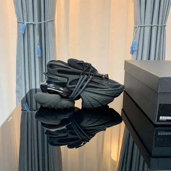 Balenciaga Triple S Black Chunky Sneakers - 1