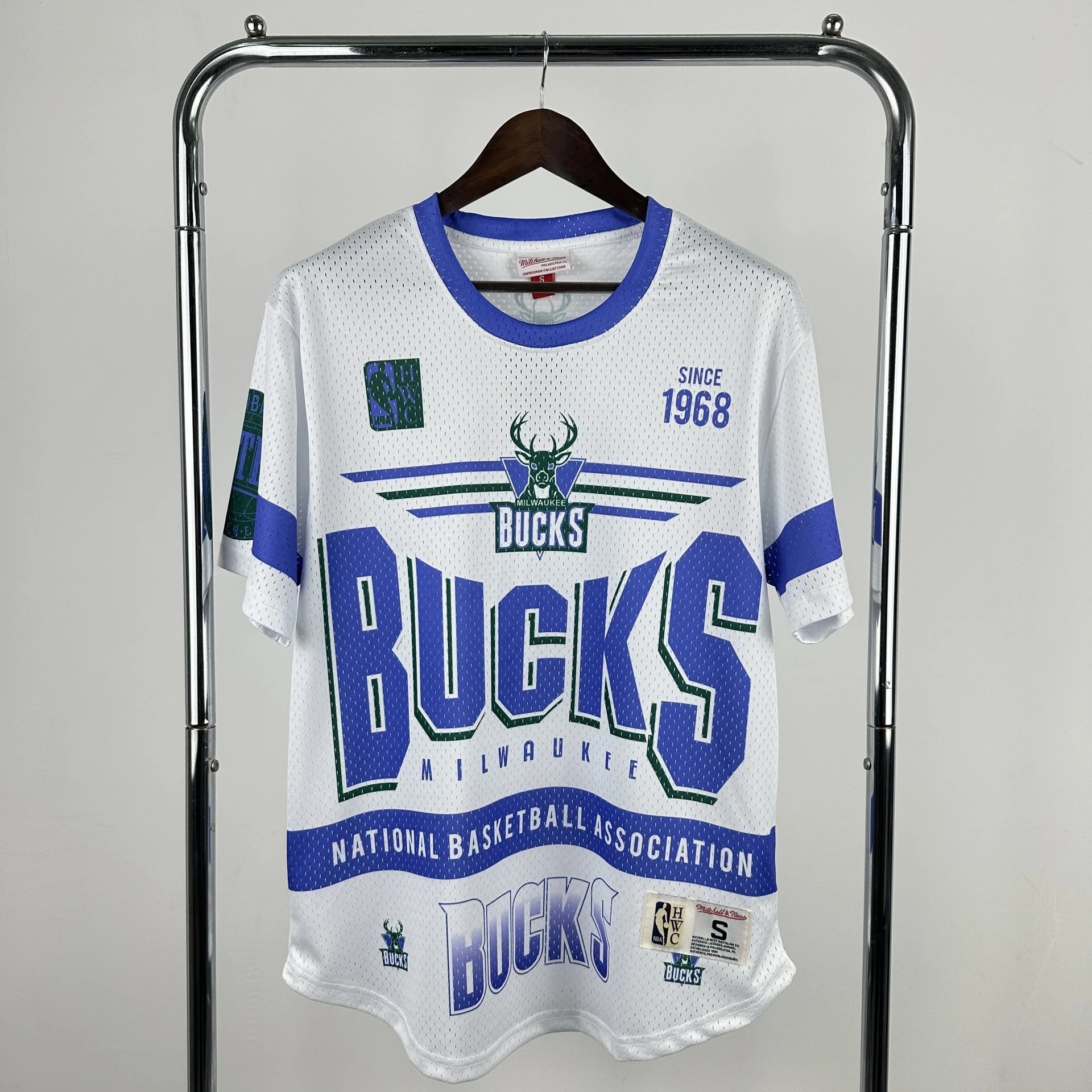 Mitchell & Ness x Milwaukee Bucks Retro 1996/97 Mesh Short Sleeve Jersey White