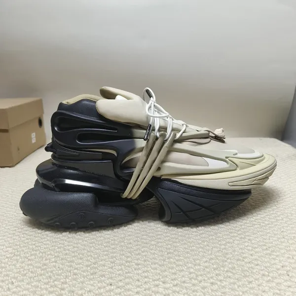 Balenciaga Triple S Neon Yellow Black White Sneakers Chunky Sneakers - 9