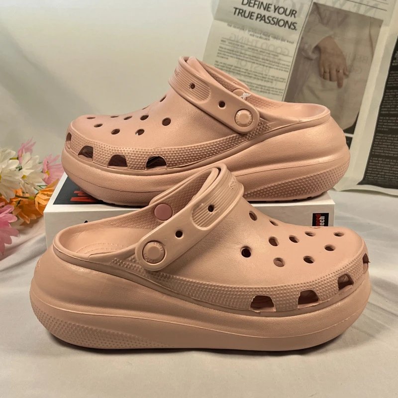 Crocs Classic Clog Pink Sandals - 14