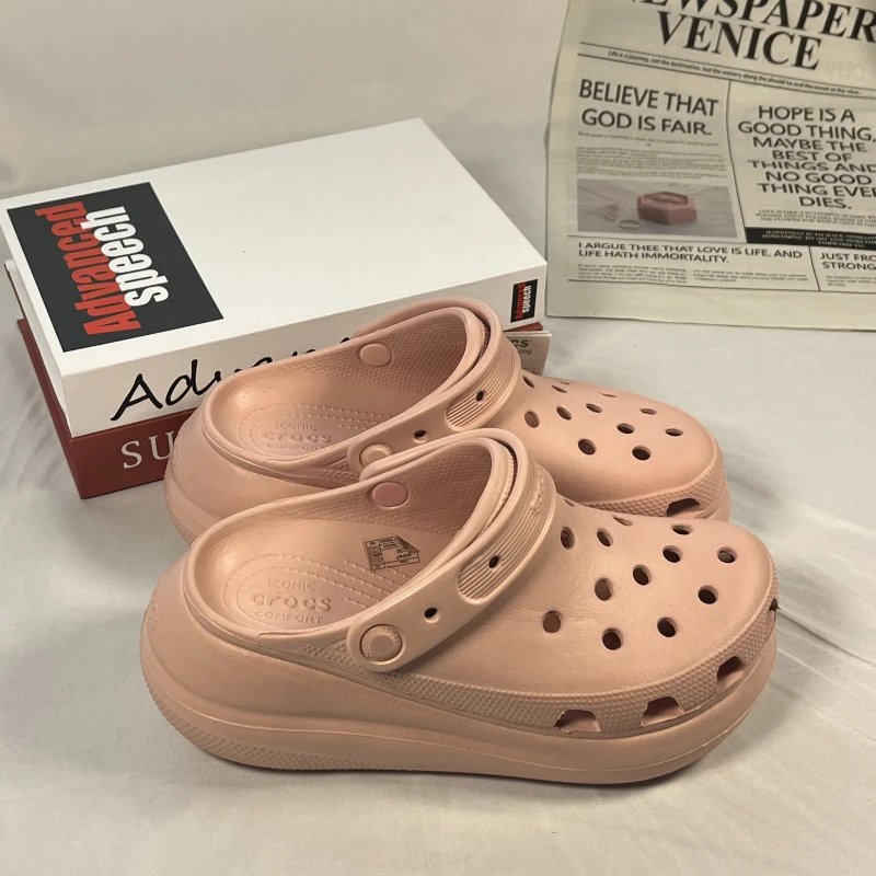Crocs Classic Clog Pink Sandals - 8