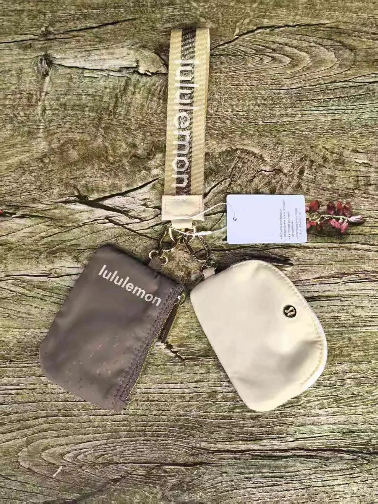 Beige/White/Brown