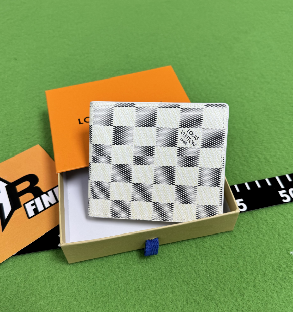 LV03