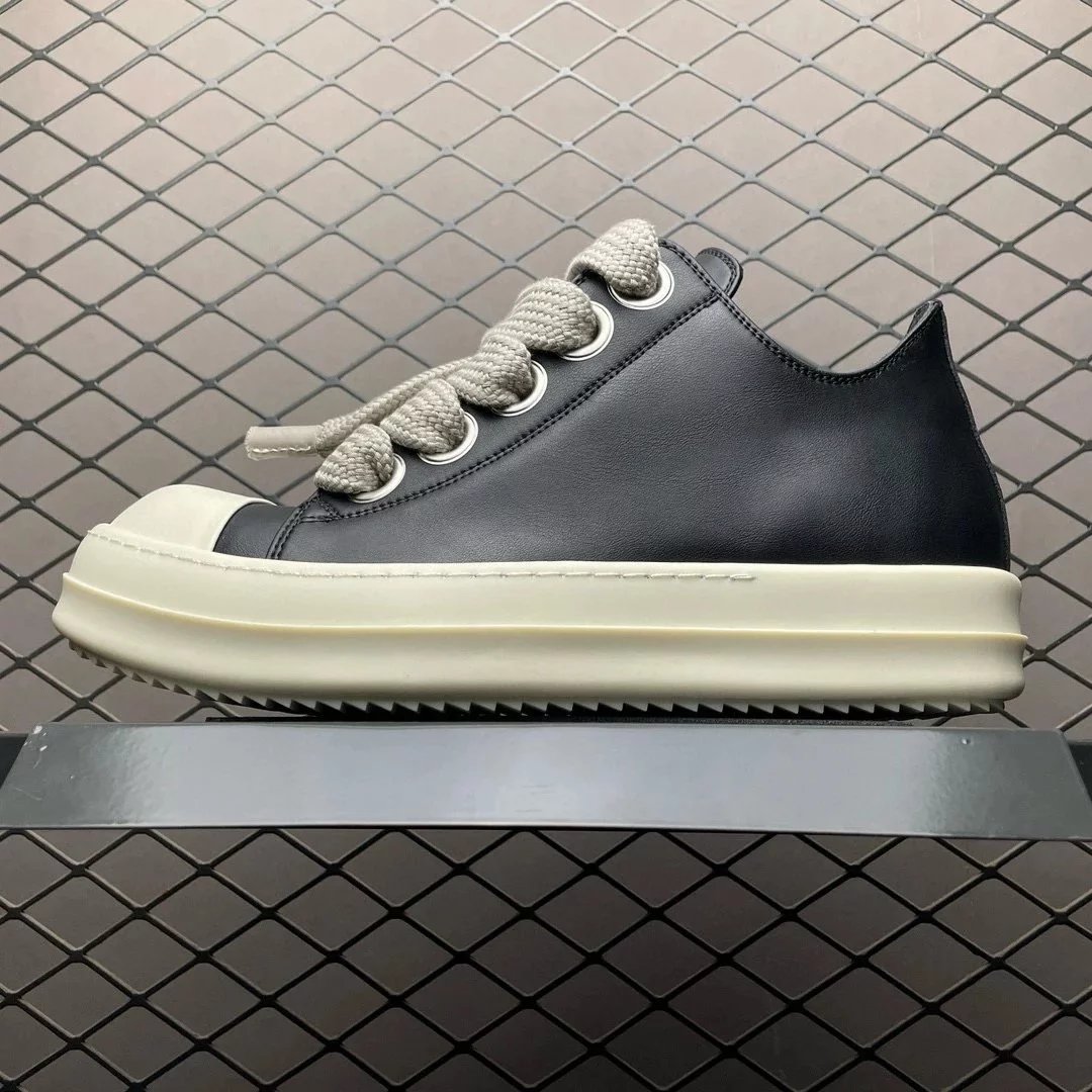 Mid-Top with Chunky Laces