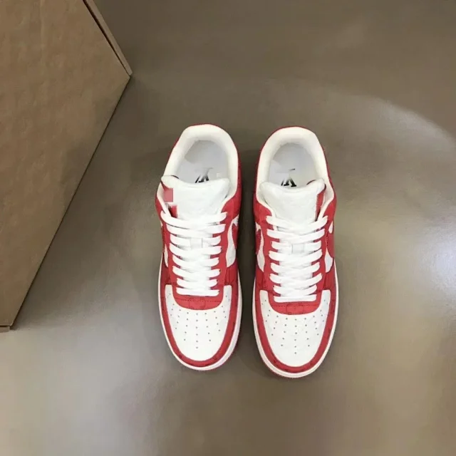 Nike Sneakers Low-top lace-up with graphic panels product detail image 3