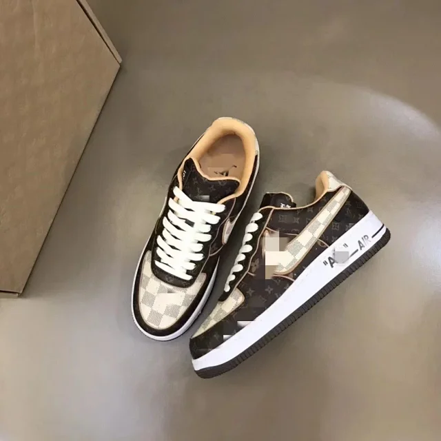 Nike Sneakers Low-top lace-up with graphic panels product detail image 14