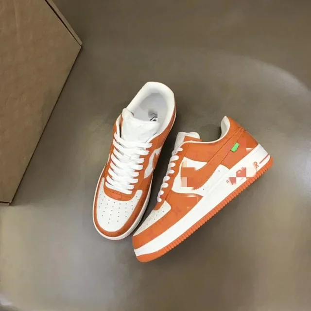 Nike Sneakers Low-top lace-up with graphic panels product detail image 10