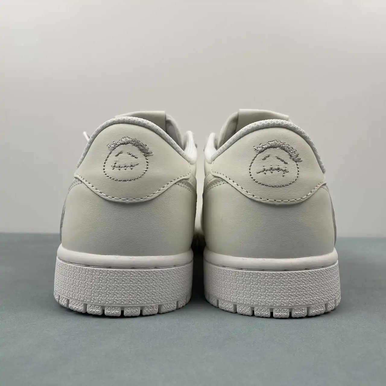 Air Jordan 1 Low TD1228-111 thumbnail 4