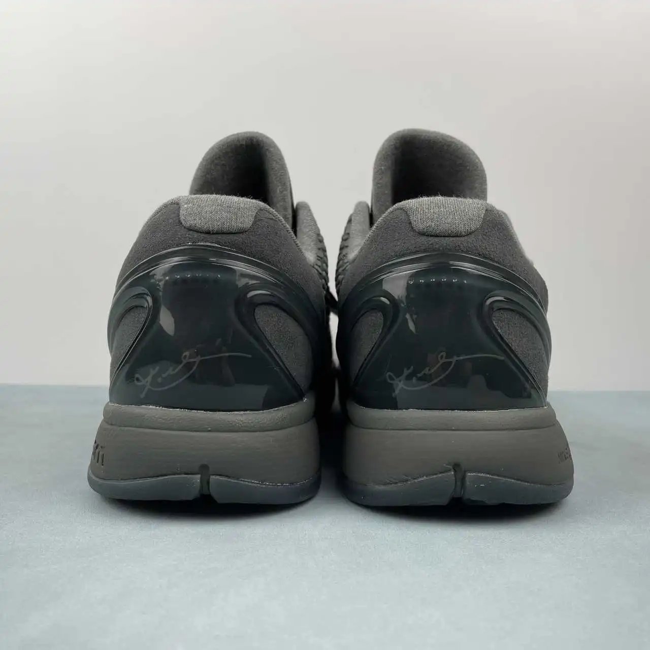 Nike Kobe 869457-007 thumbnail 3