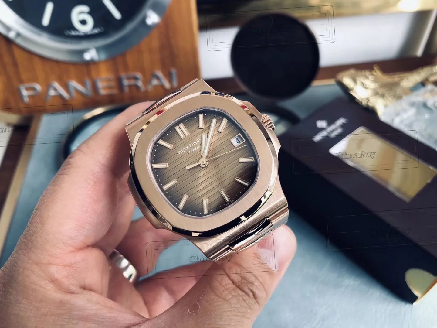 Patek Philippe 5711/1R-001