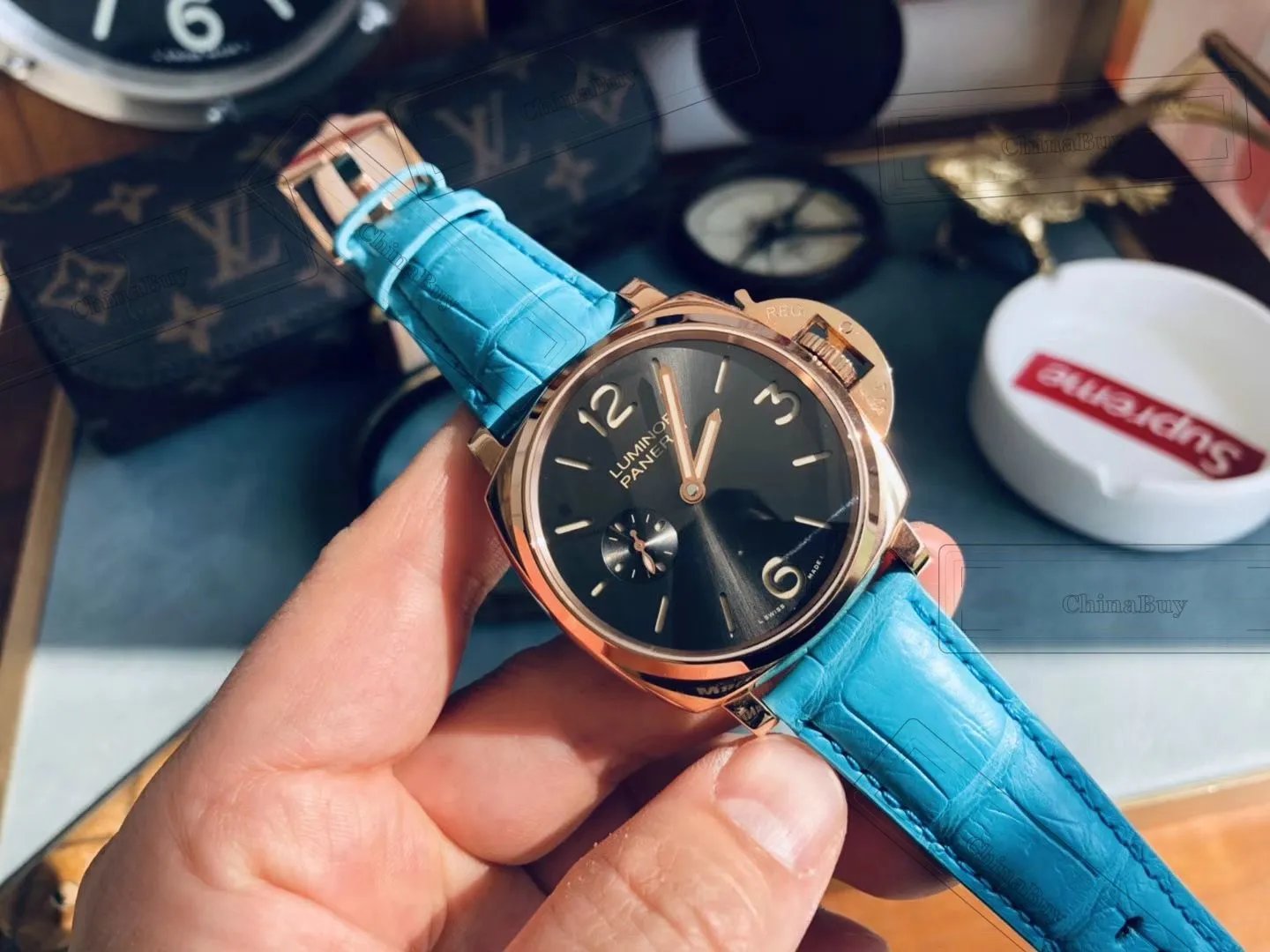 Panerai PAM00677