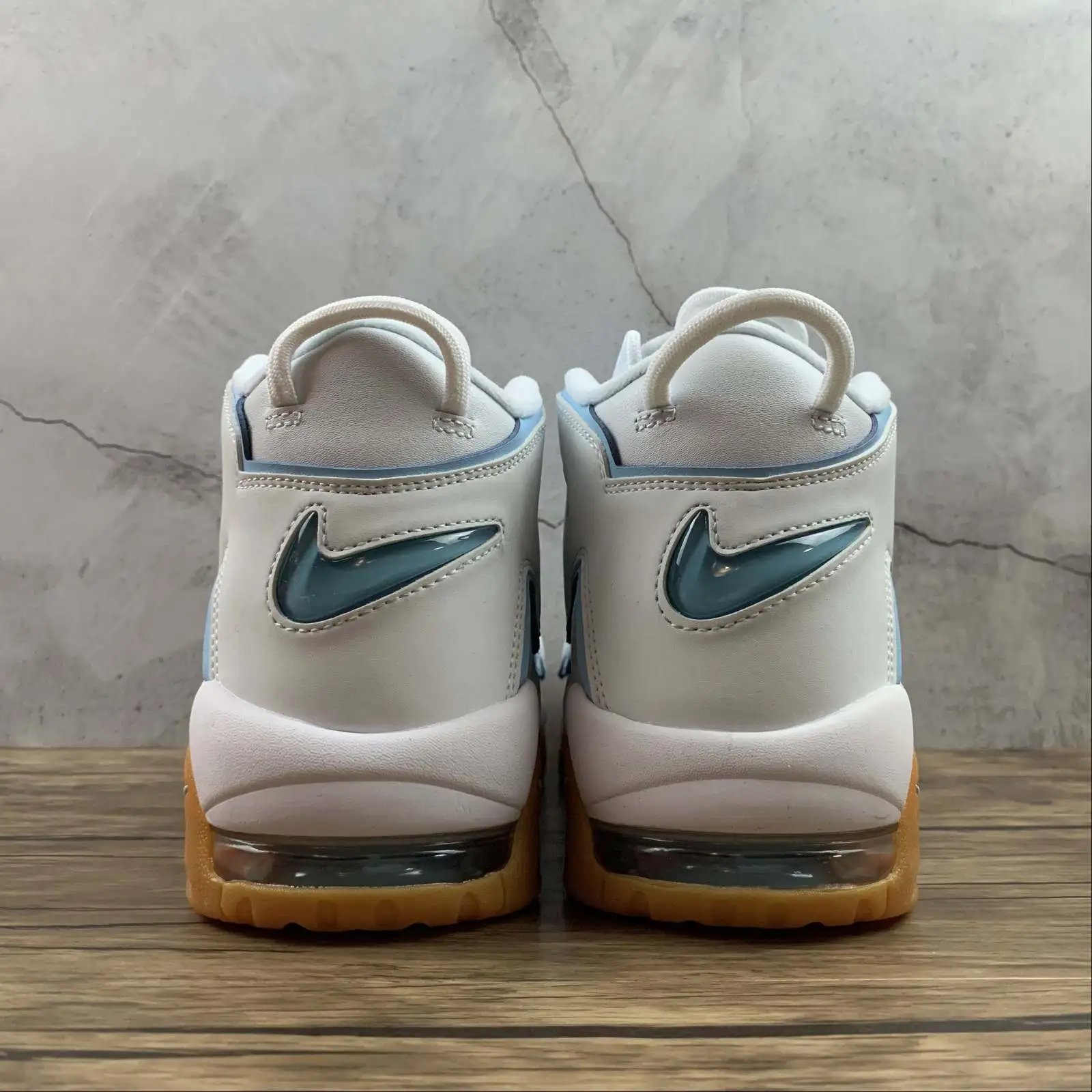 Air More Uptempo Ice Blue thumbnail 4