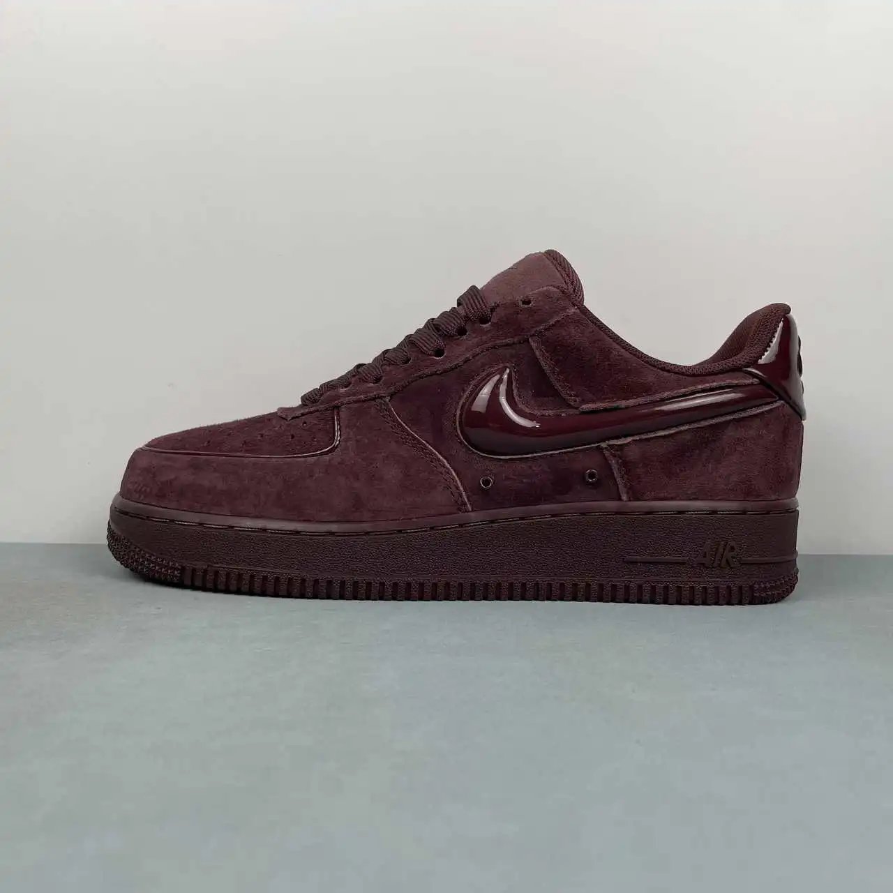 Nike AIR FORCE 1 HV4406-600 thumbnail 4