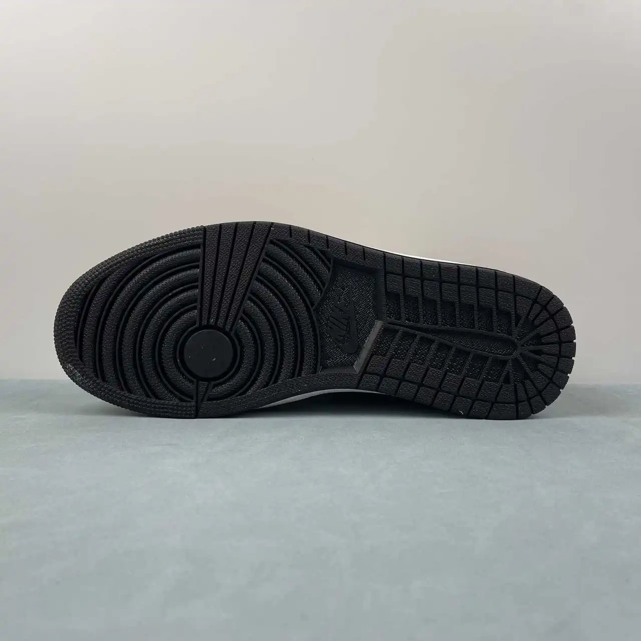 Air Jordan 1 Low CZ0790-107 11