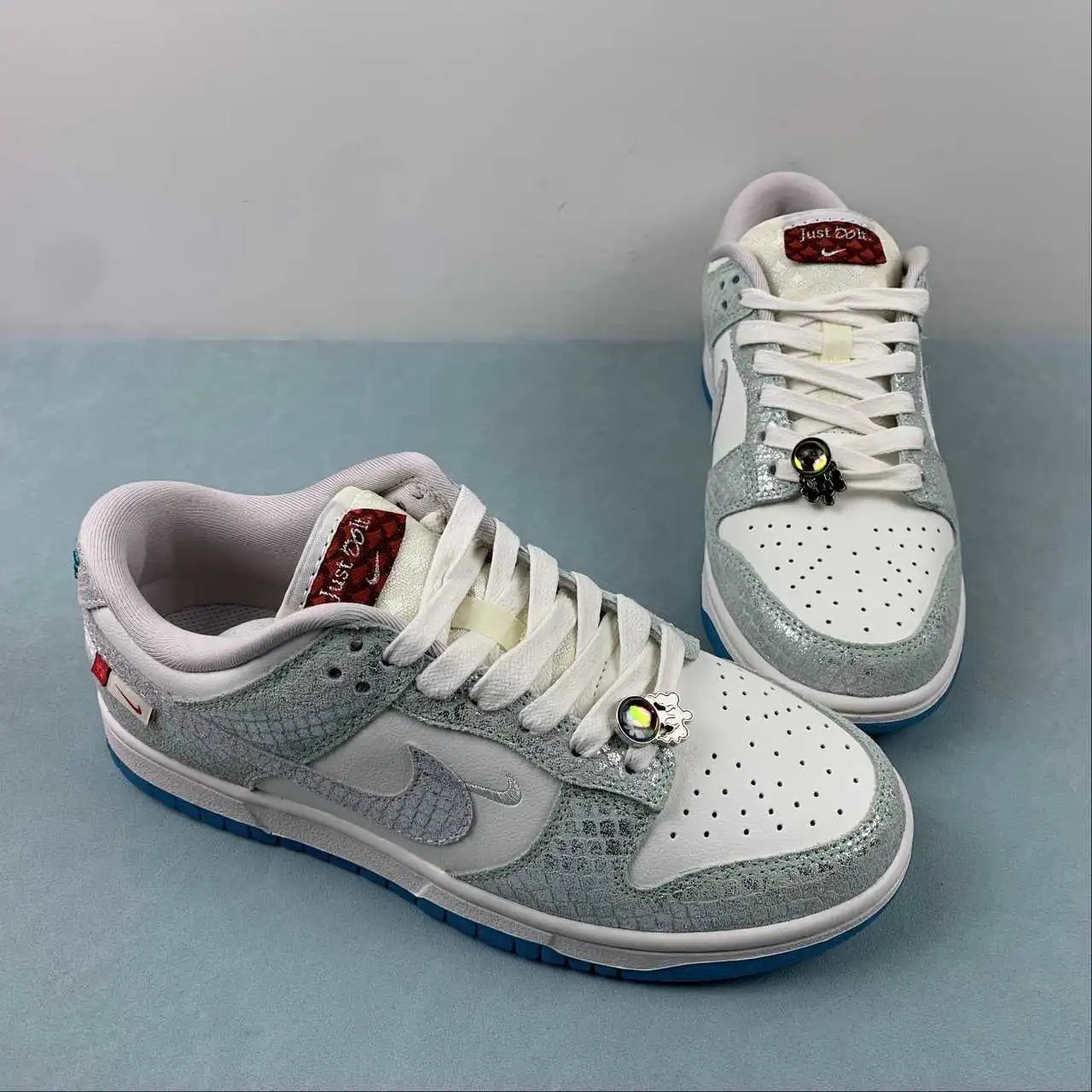 Nike Dunk Low FZ5065-111 thumbnail 2