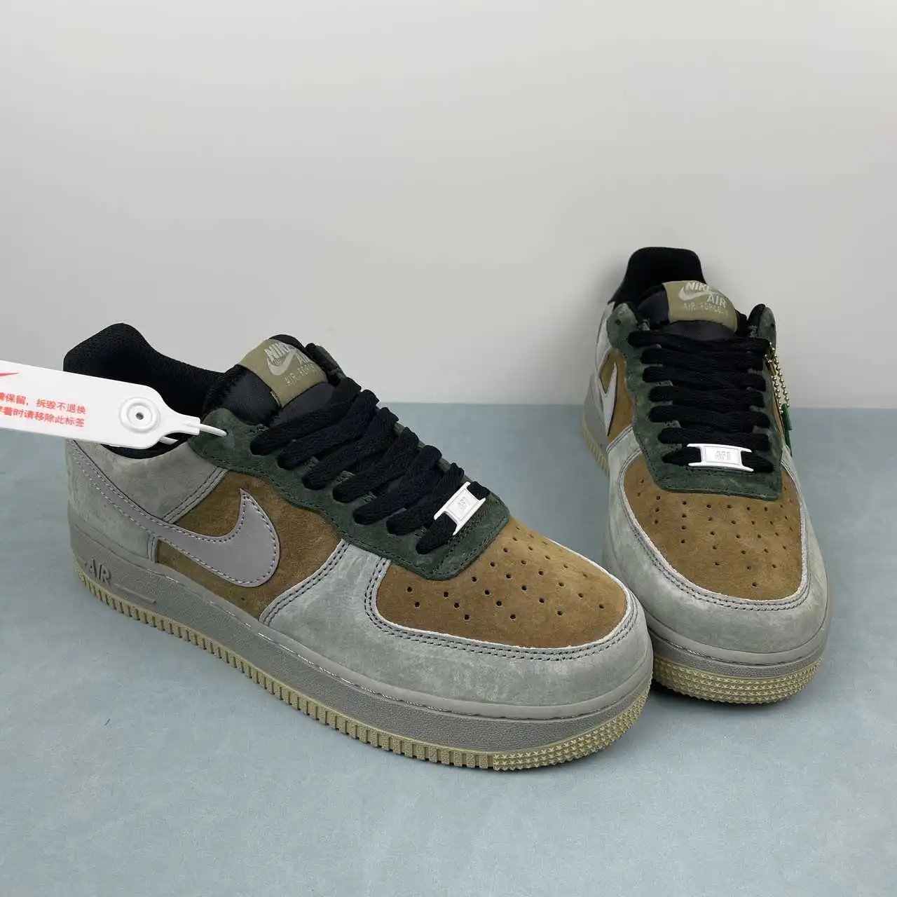 Nike Air Force 1 CQ5059-101 thumbnail 2