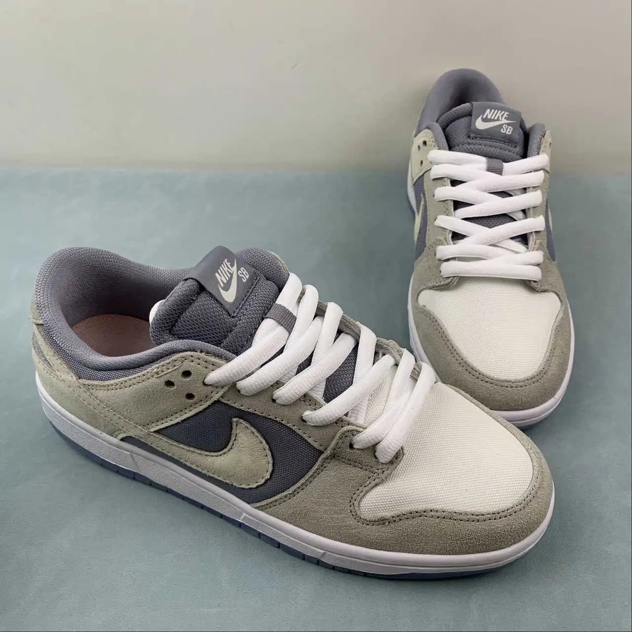 Nike Dunk Low 854866-011 thumbnail 2