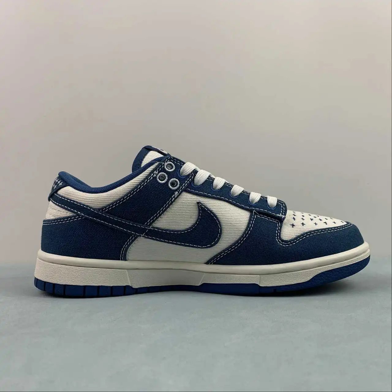 Nike Dunk Low DV0834-101 5