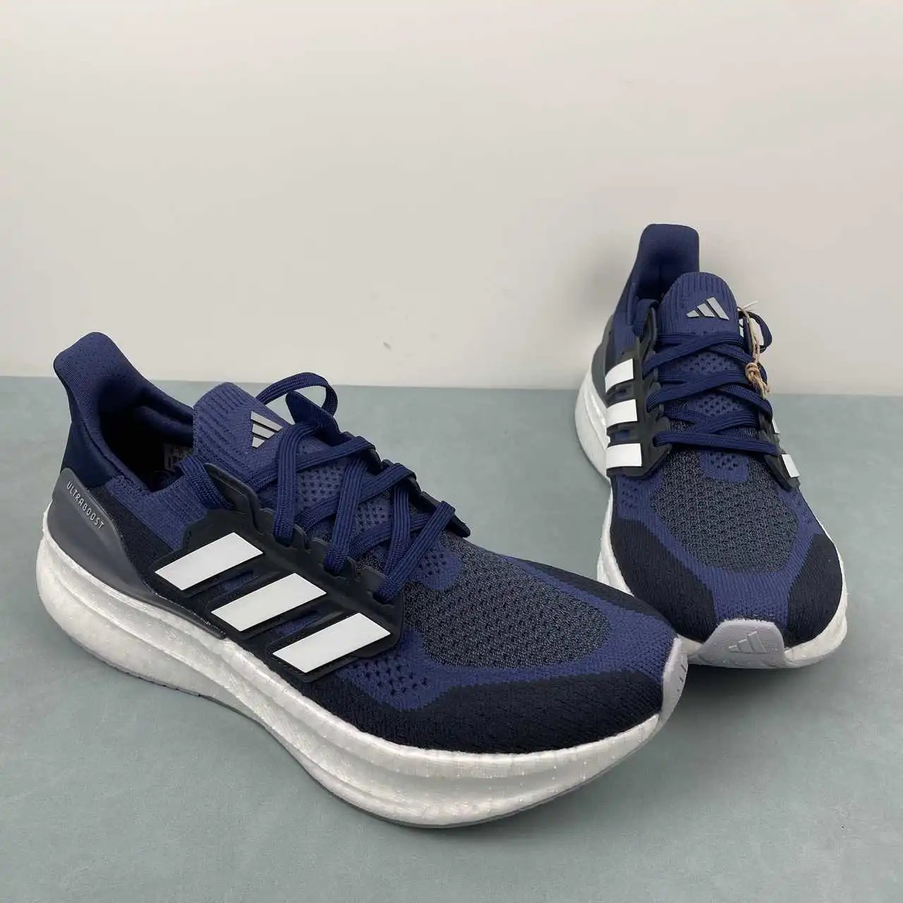 Adidas Ultra Boost 5 UB ID8817 thumbnail 2