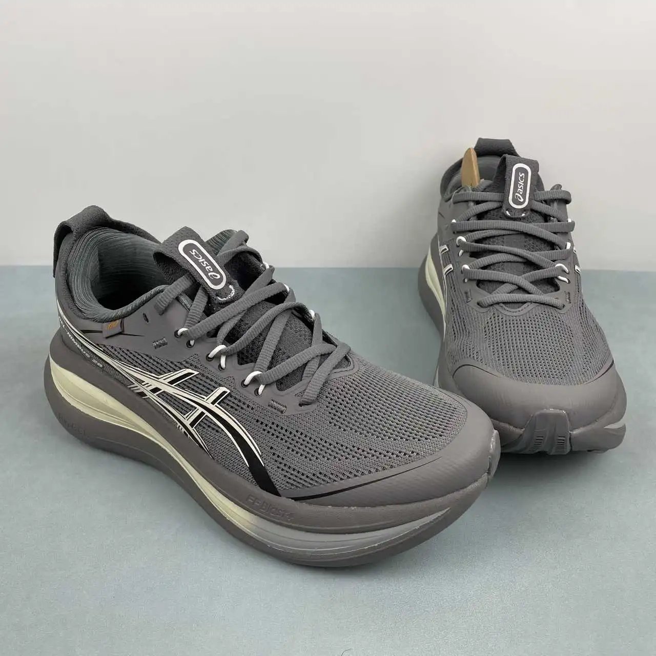 Asics GEL-NIMBUS 28 1011C268-021 thumbnail 2