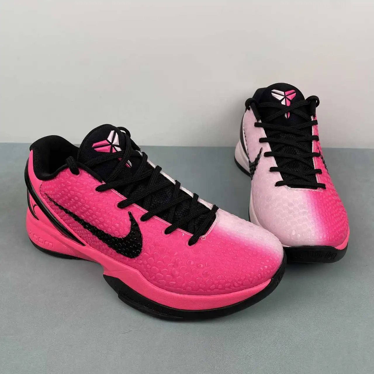 Nike Kobe 8 IQ9317-001 thumbnail 2