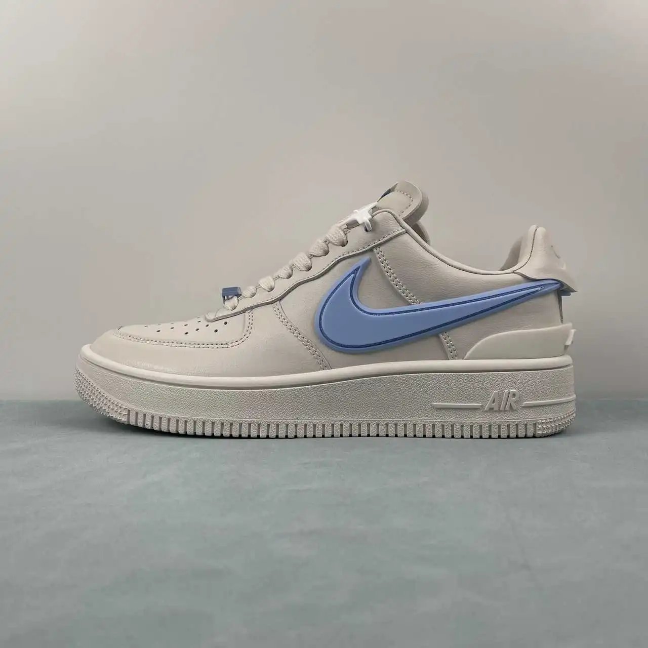 Nike Air Force 1 DV3464-900 thumbnail 4