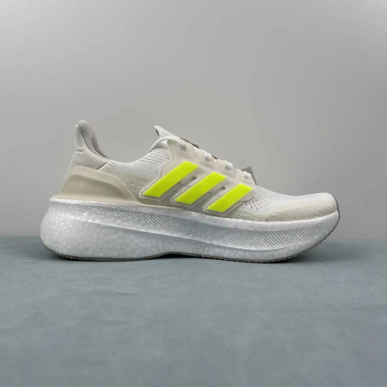 Adidas Ultra Boost 5 UB ID8843 thumbnail 4