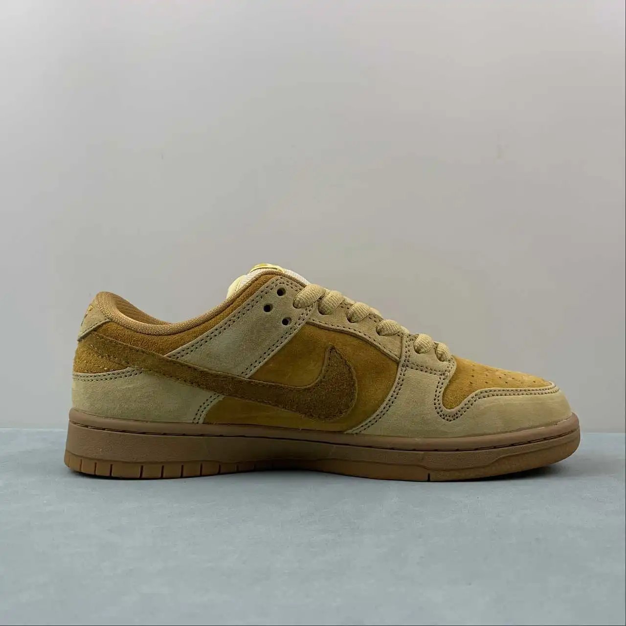 Nike Dunk Low 883232-700 5
