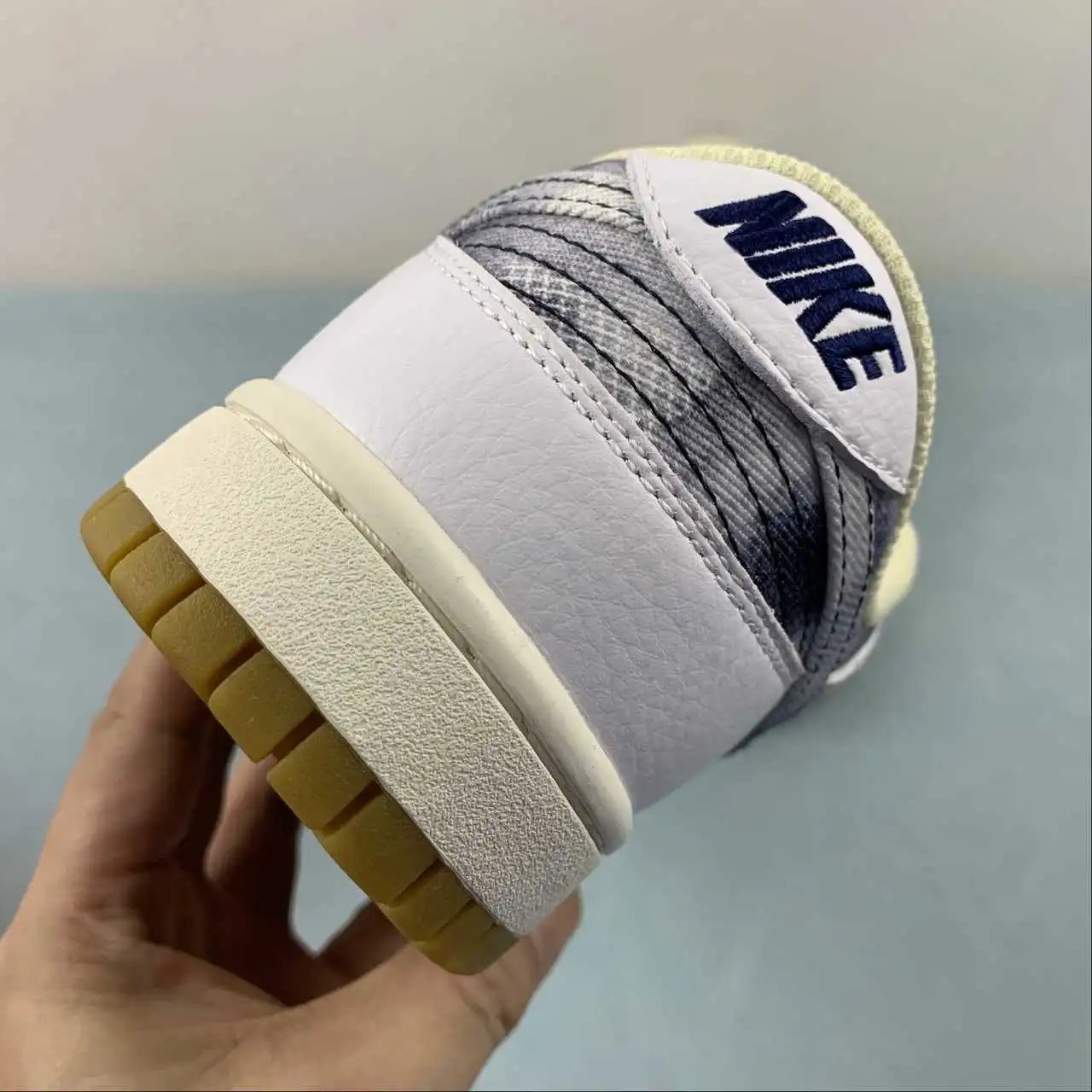 Nike Dunk Low FN6881-100 10