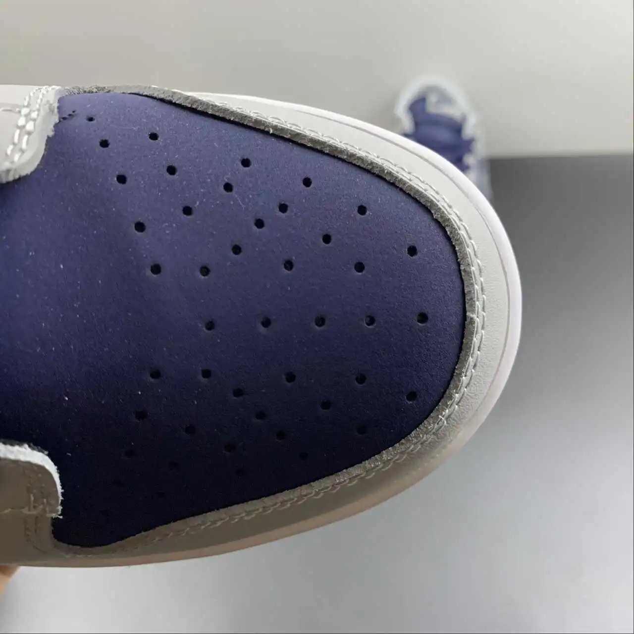 Nike Dunk Low 630358-401 8