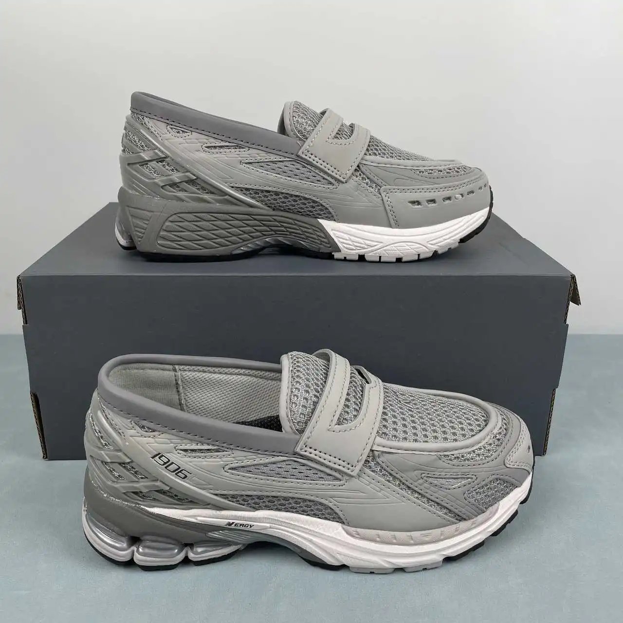New Balance 1906 U1906LGR