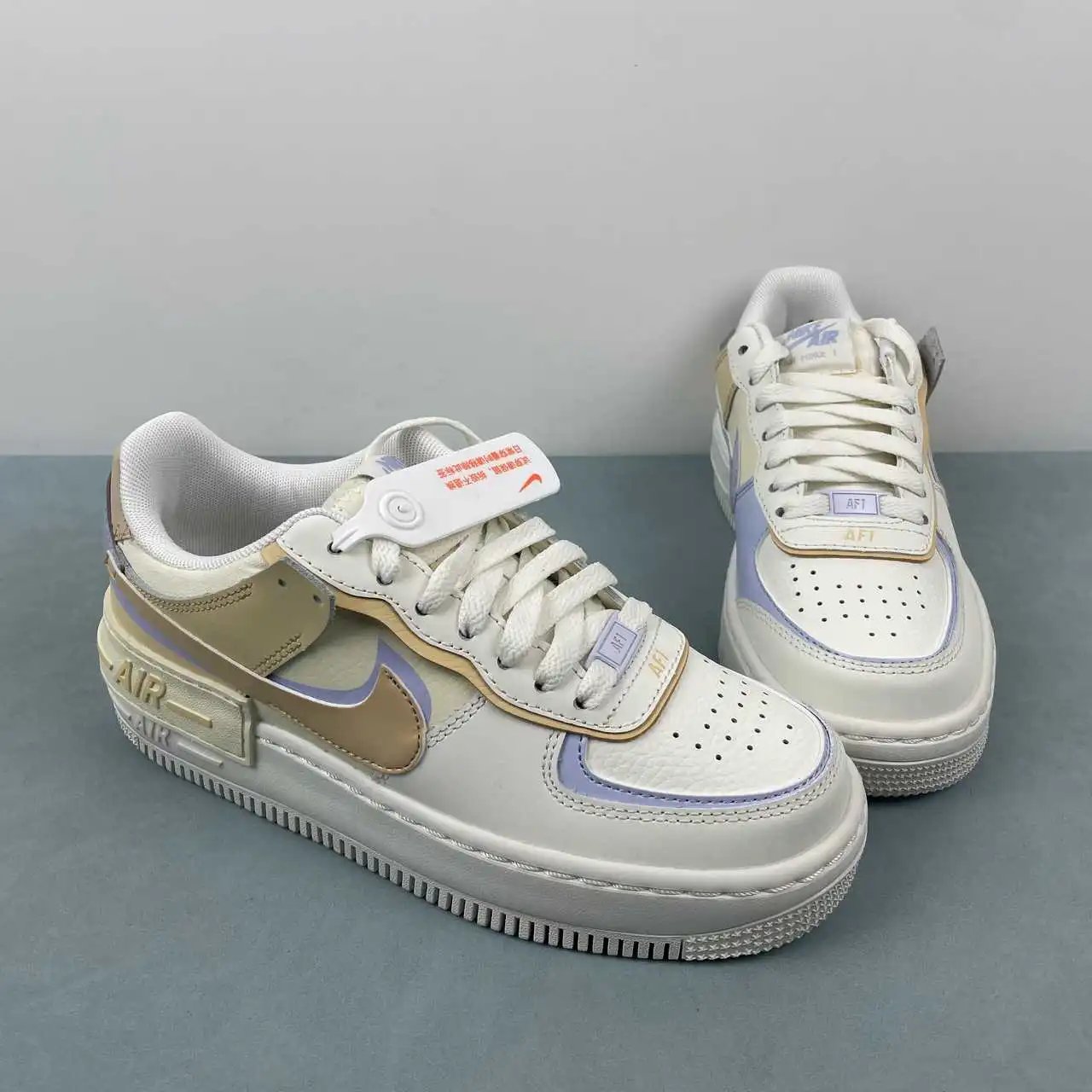 Nike Air Force 1 DZ1847-114 thumbnail 2