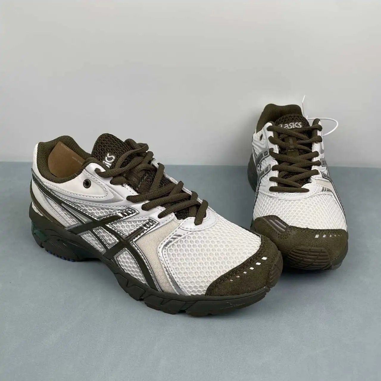 Asics GEL-DS TRAINER 14 1203A810-101 thumbnail 2