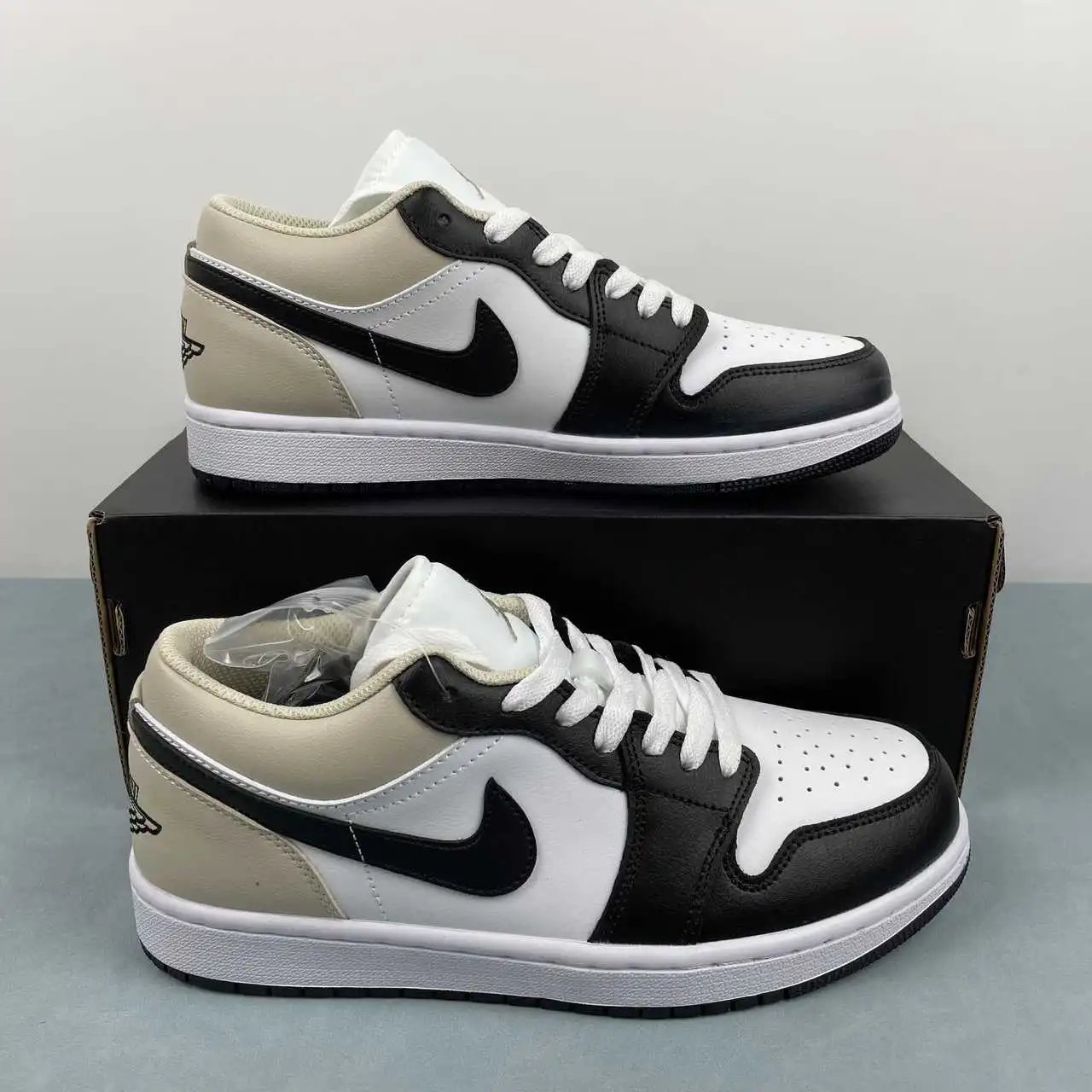 Air Jordan 1 Low 553558-153