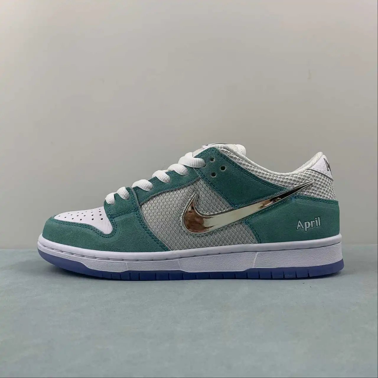 Nike Dunk Low FD2562-400 thumbnail 4