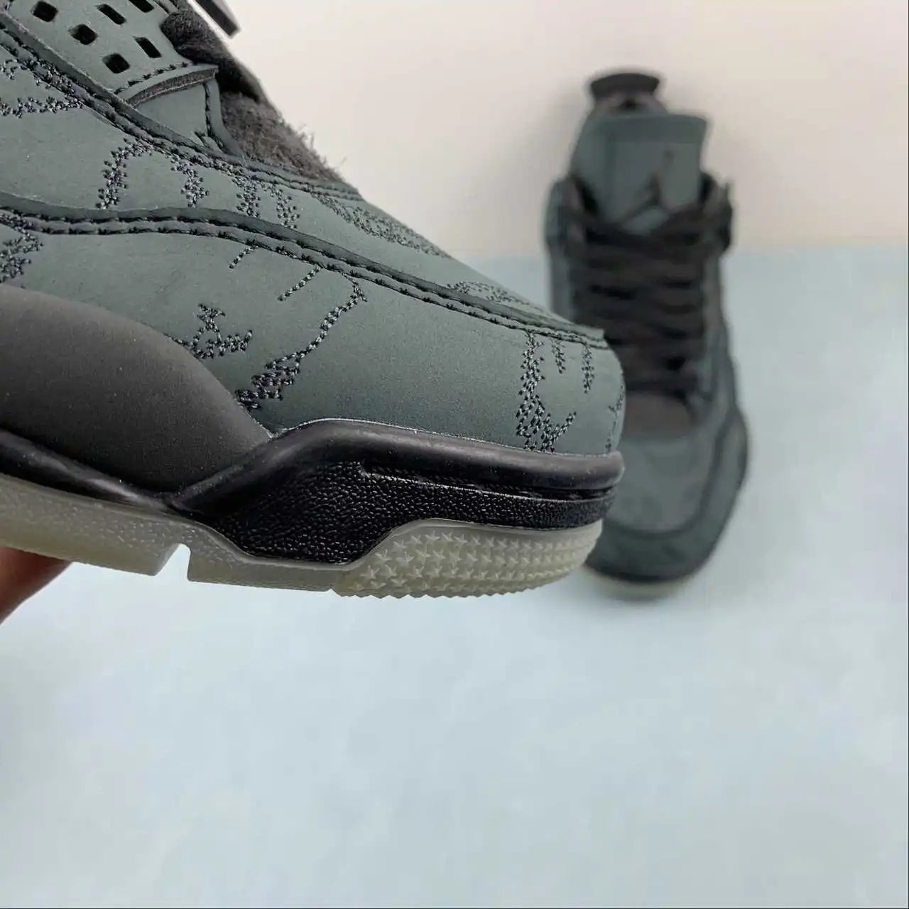 Air Jordan 4 930155-001 7