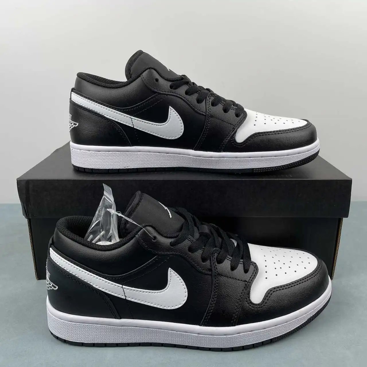 Air Jordan 1 Low 553558-043
