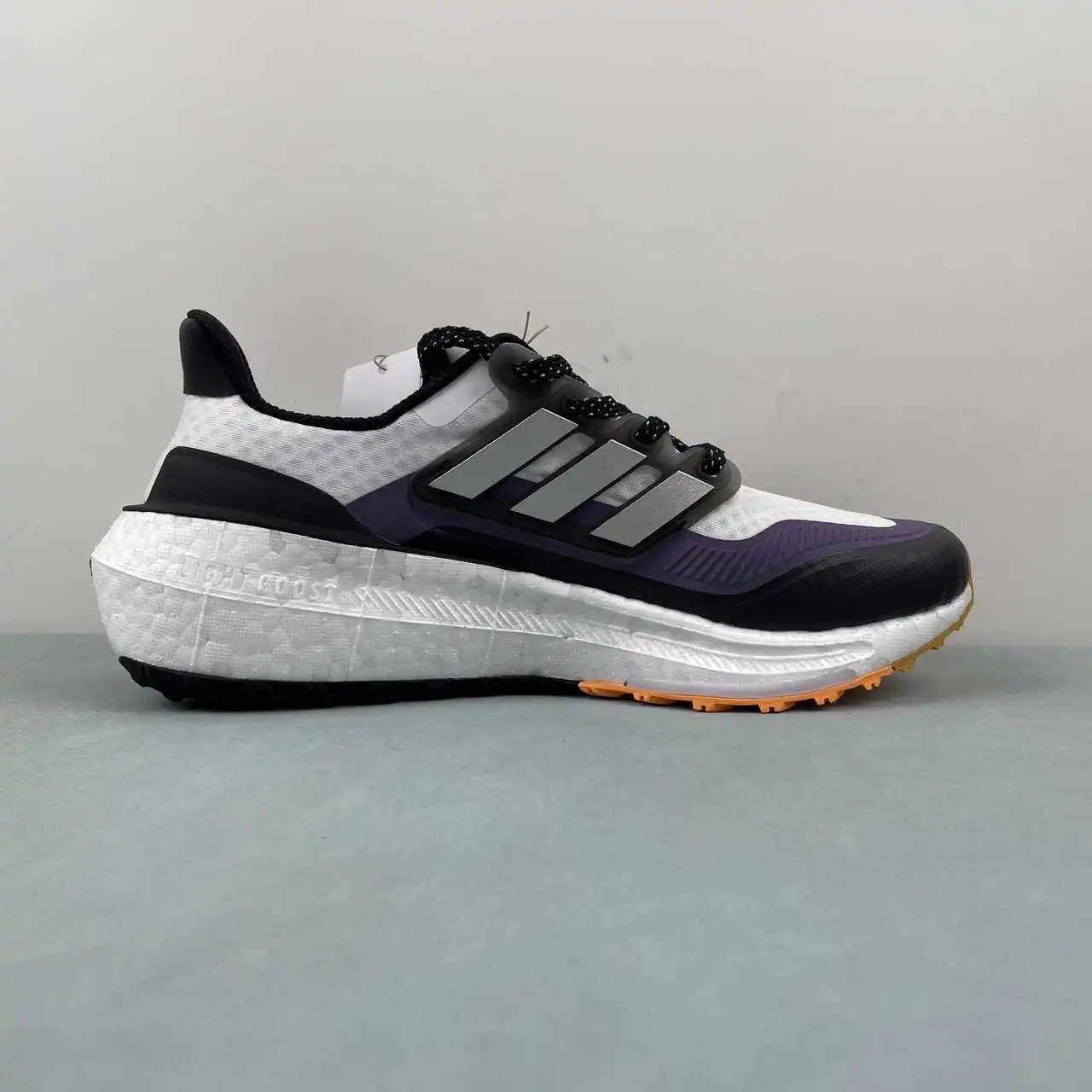 Adidas Ultra Boost Light UB IE1678 thumbnail 4