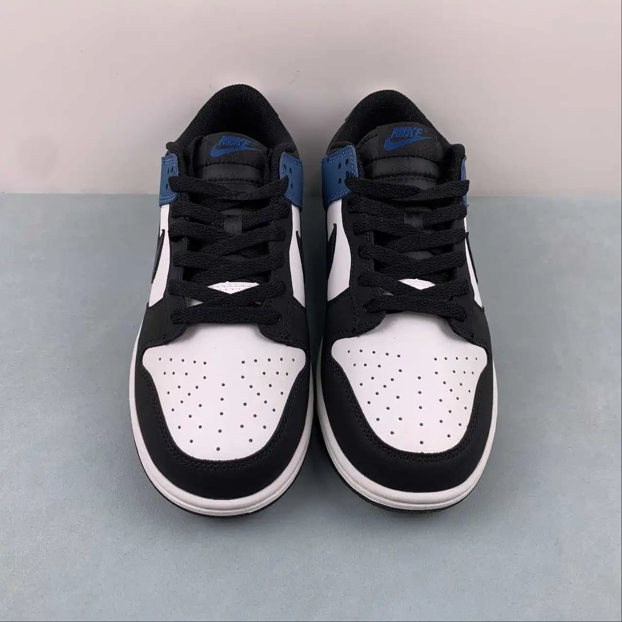 Nike Dunk Low FD6923-100 thumbnail 3