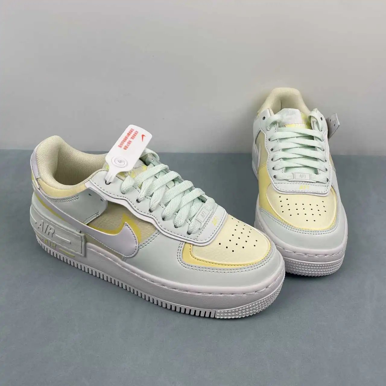 Nike Air Force 1 DZ1847-301 thumbnail 2