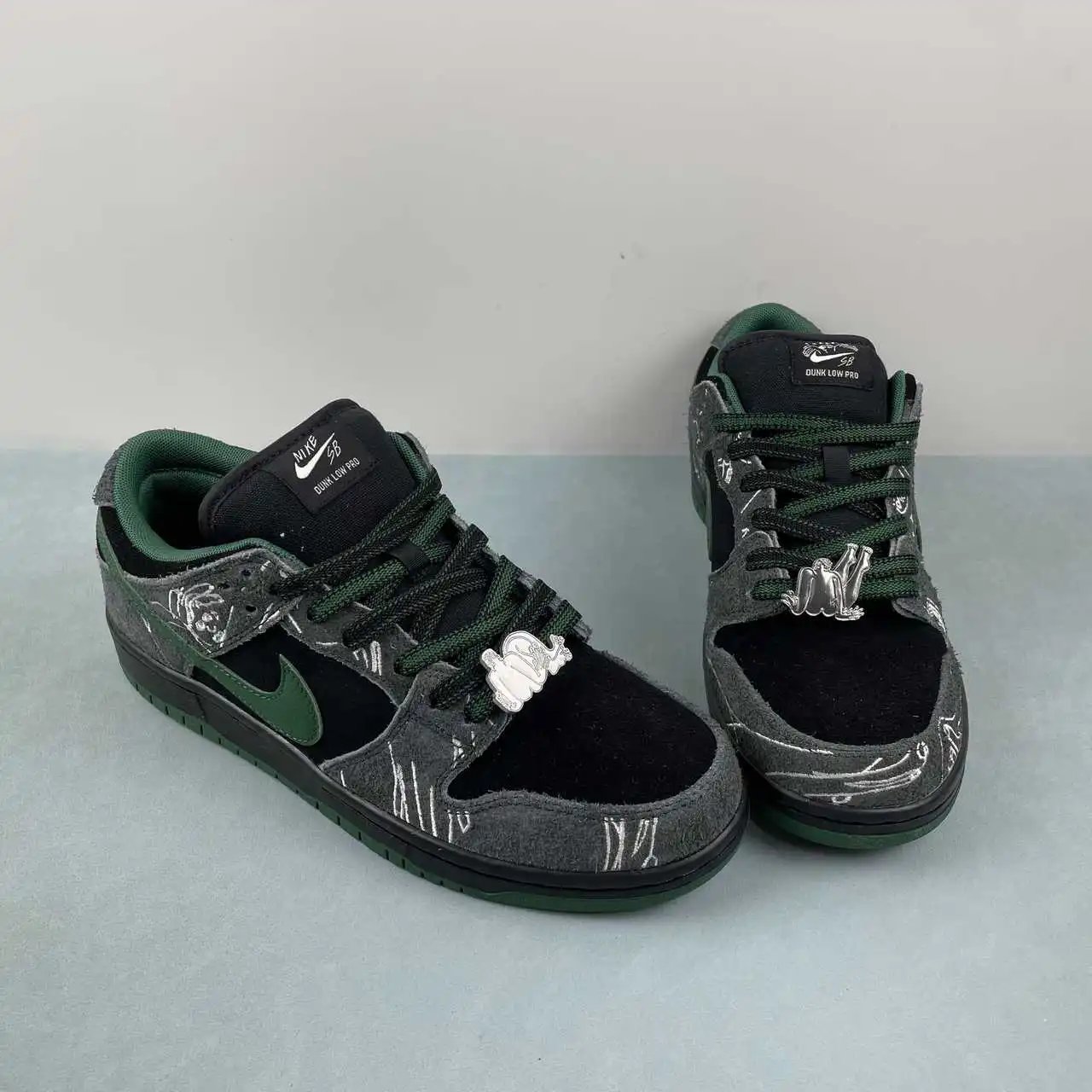 Nike Dunk Low HF7743-001 thumbnail 2