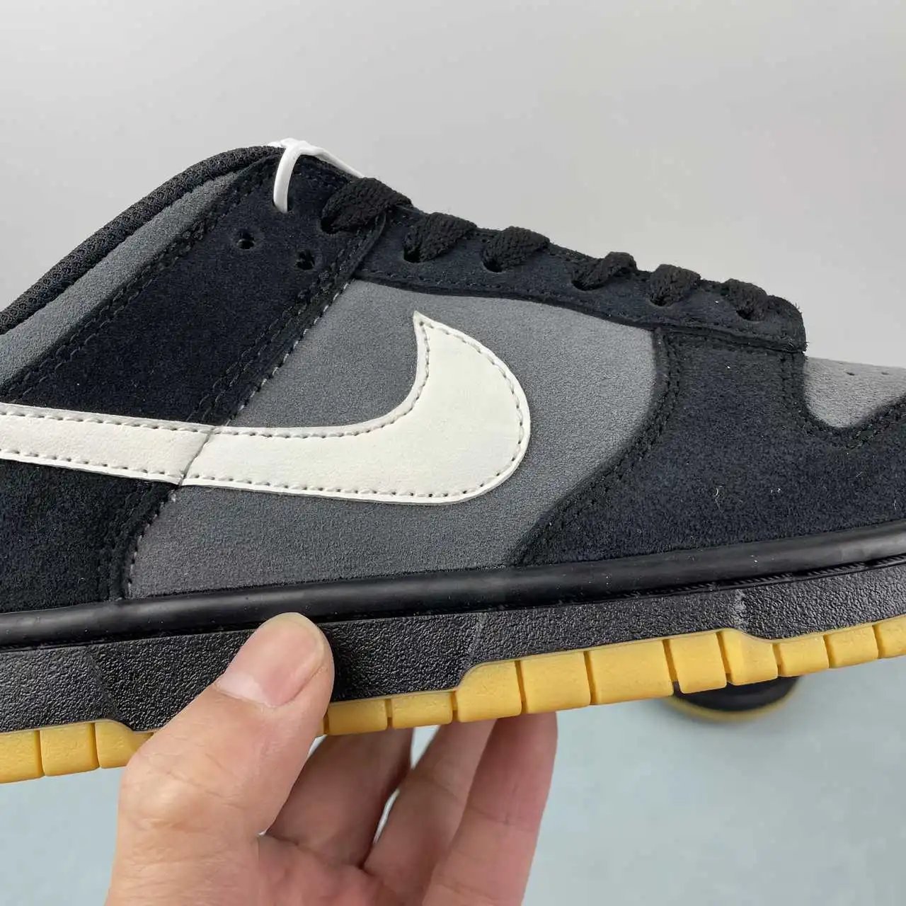 Nike Dunk Low HQ1931-001 6