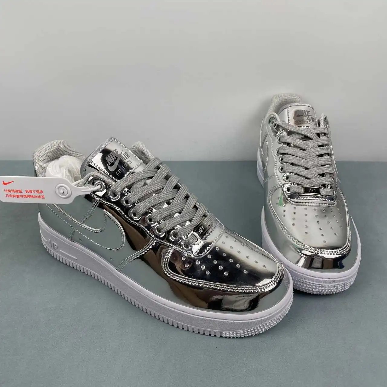 Nike Air Force 1 CQ6566-001 thumbnail 2